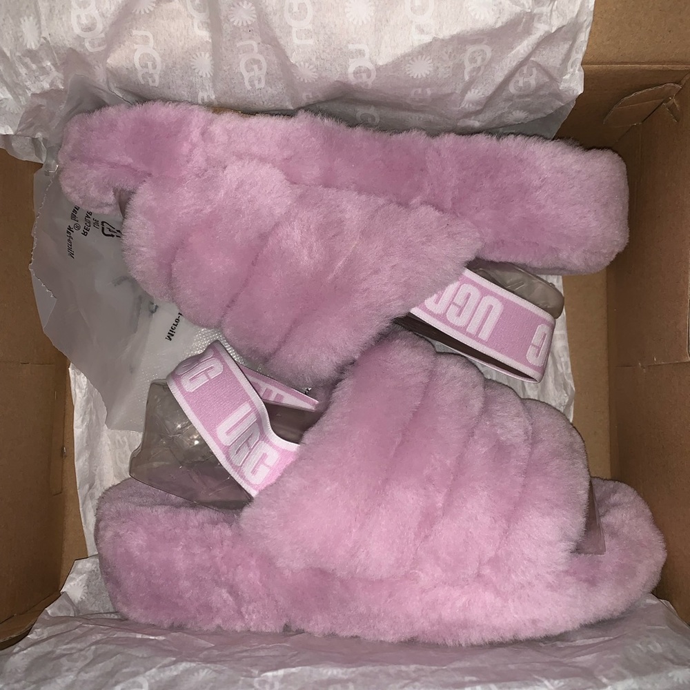New UGG slippers, size 6 in color lilac